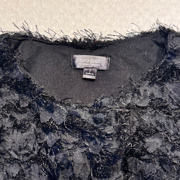 Turo Parc Girls Textured Rosette Bolero Jacket (7) Fully Lined with Front Clasp - Picture 4 of 11